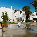 アパートホテル Aluasun Mediterraneo 3*