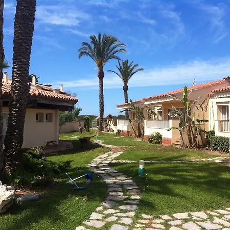 מלון דירות Aluasun Mediterraneo 3*
