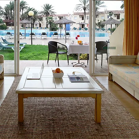 מלון דירות Aluasun Mediterraneo 3*