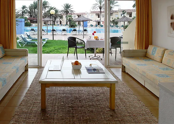 Apart Otel Aluasun Mediterraneo 3*